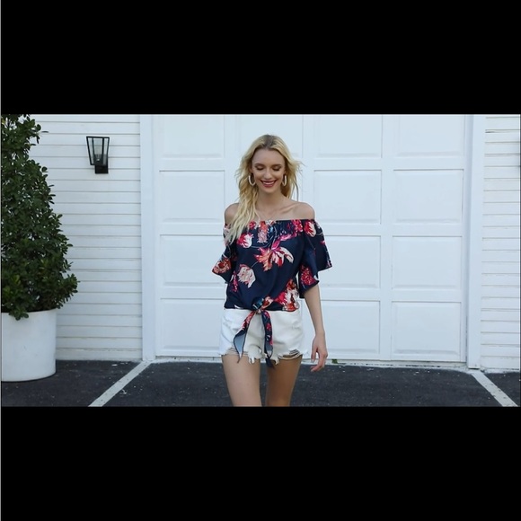 Luckymore Off the Shoulder Top 3/4 bell sleeve tie knot boho blouse size small - Picture 3 of 3